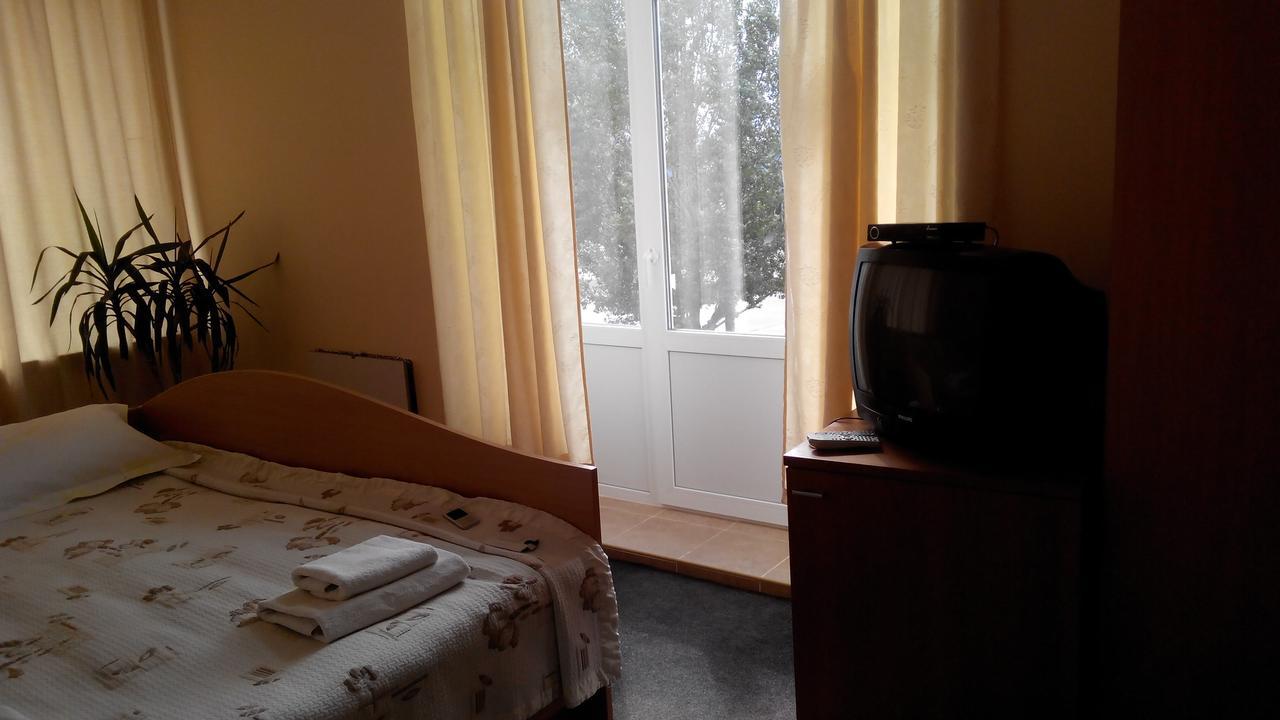 Hotel Avatar Oleksandriia エクステリア 写真